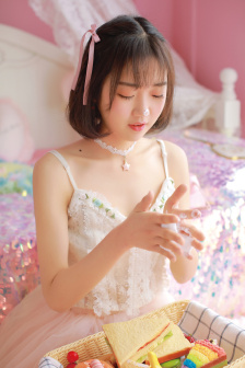 年轻美丽的儿媳妇电影